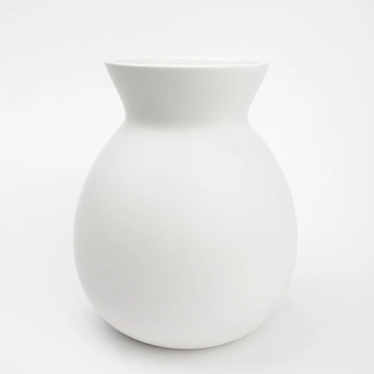 Mainstays 6.75in x 8in Solid White Finish Ceramic Vase